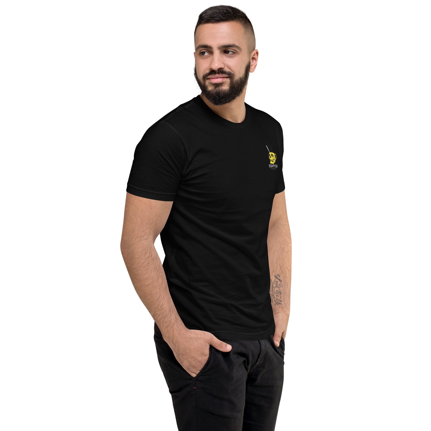 BEHIND BLACK Short Sleeve T-shirt