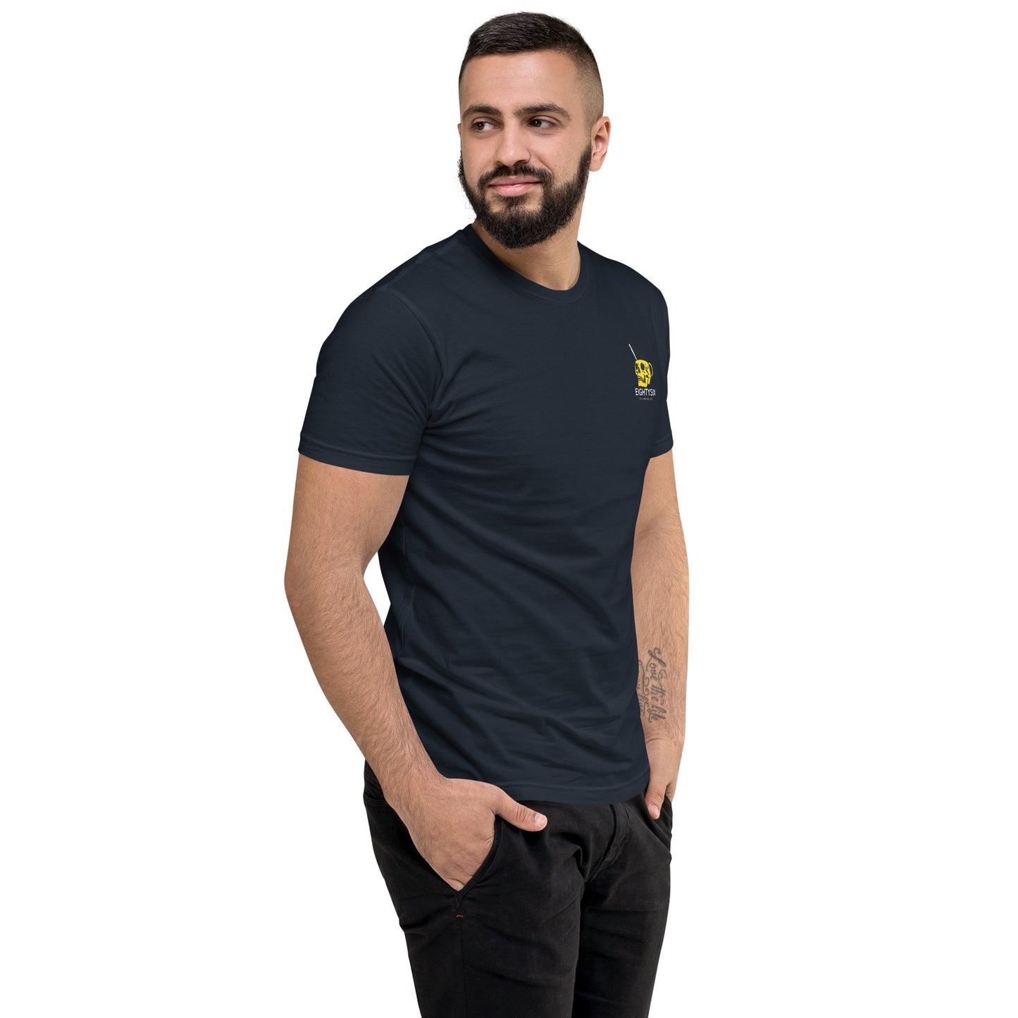 BEHIND BLACK Short Sleeve T-shirt